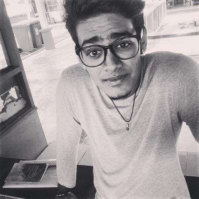 FB: Tamil Arrasu , INSTA : iam_tamil -Tamil , 18 , ❤️ , Jaybee ! #follow me and i'll follow you back! ;) - Live n Love