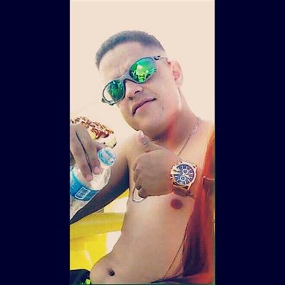 Quem da moral pra lixo e urubu .
