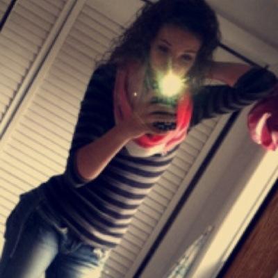 ashramey2000's profile picture. 