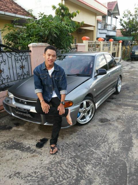 DinoArsyad's profile picture. Girl not like boy,Girl like bikers and money !! | Pin 58604916