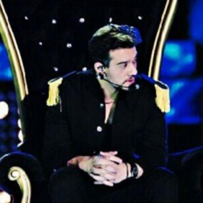 Nem se eu juntasse todas as estrelas do céu conseguiria compara las ao brilho dos teus olhos @lucaslucco