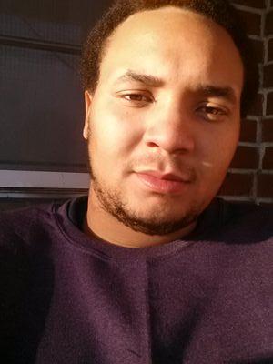 Jarvis. 20. ima str8 stoner. Real nigga first get money second.