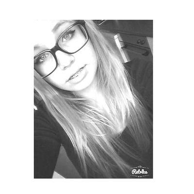 x0hcelestaa's profile picture. ✖✨TwerkTeamRubby✨
✖Groenhorst College
✖12'12'14 Neefje liam
✖☁Gerlinde me Zussjee☁
✖❤07,12,14 getrouwt met zus
✖10'11'14 Remen
