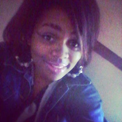 1996_t_e_s_h_a's profile picture. Tweet about Santa Claus. Santa Claus is real, more real than the things we can see.