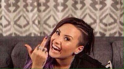 That_Queen_Demi's profile picture. music &TBBT .thats it