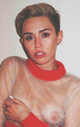 Te Dei Um Follow Gratis Nao Siga Aqui Seja Legal e Siga @MyDesireMiley Como Forma de Agradecimento Obrigado