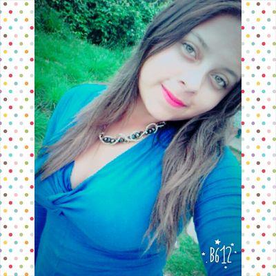 Todo lo que escribo lleva tu nombre, incluso aquello escrito cuando aún eras un sueño irrealizable 