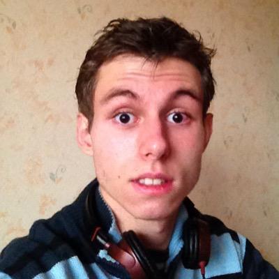 J'ai 17ans, je tweet tout, j'avance vers cet (après) au quel je crois