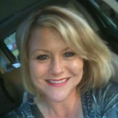 jennieslist's profile picture. 