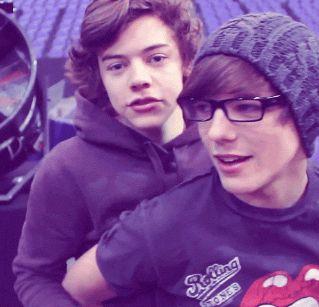 ''wherever you are is the place i belong''-jack é la mia checca;)) -081214