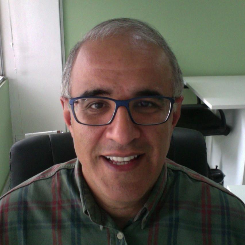 Especialista em Comunicação e Marketing Digital | Mídias Sociais | Estratégia | Comportamento Online do Consumidor | Conteúdo Digital | Jornalista