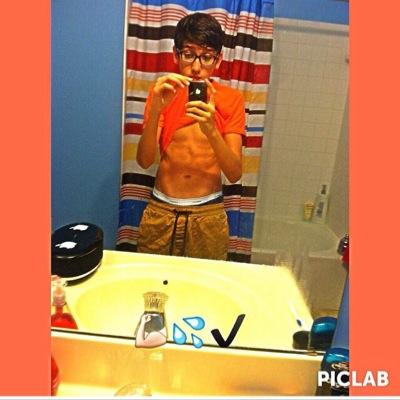 swift_team_'s profile picture. 