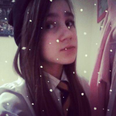 beauty_girl123's profile picture. I love beauty,makeup,having fun,cookies,pizza,cookie dough ice cream and my family and friends xx follow for a follow !!