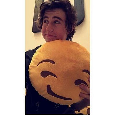 joslynbae's profile picture. 