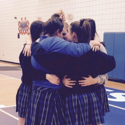 lonesumbluheads's profile picture. we don't know what's going on anymore tbh