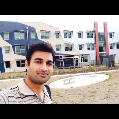 AbbasXilife's profile picture. Loving people more than they deserve