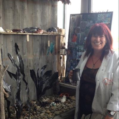 rhianblacksmith's profile picture. Wales Official Blue Badge Tourist Guide and Artist Blacksmith. Unique entertaining tours inspired by the stunning landscape of my homeland, North Wales.