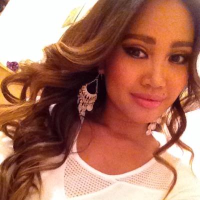 iwantkeo_'s profile picture. Hard working 
Bubbly 
A mother 
single 
Lives in Cali°° IG:@iwantkeo_