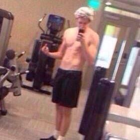 please follow @rpdrhoran since he gave you this free follow, thanks!