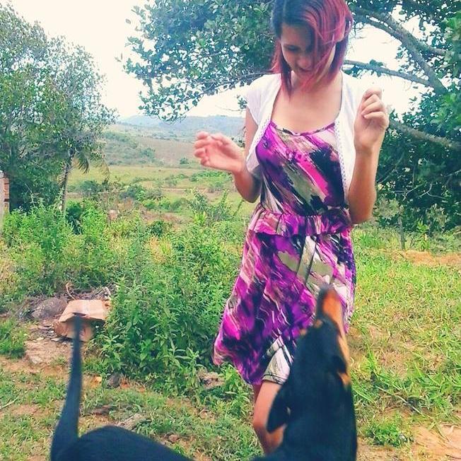 Ela só quer viajar,daqui pra qualquer lugar