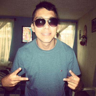 Sii la vida t la espalda
Agarrale las nalgas :3
xD