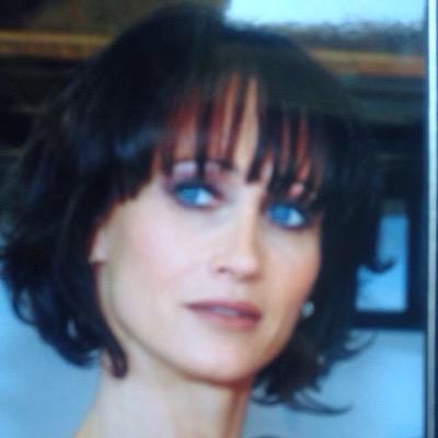 nicolors01's profile picture. 