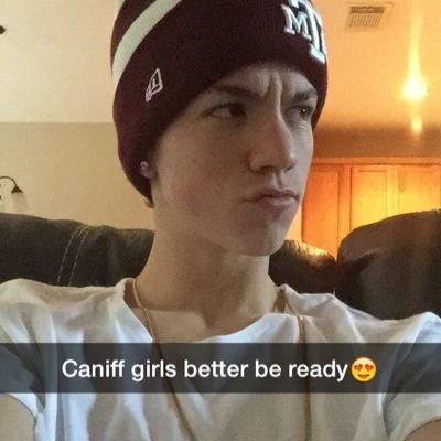 FREE FOLLOW GO FOLLOW @kayweebieber OR ILL UNFOLLOW