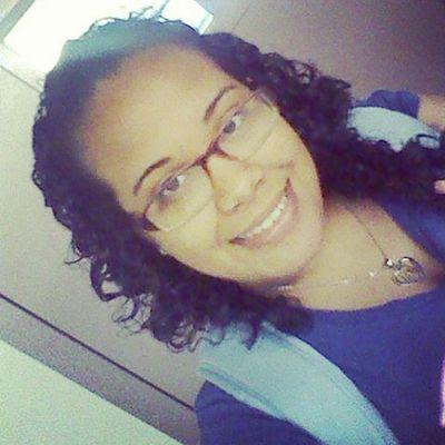 Lo unico que espero en esta vida es una persona que de verdad sepa valorar y amar. Debemos aprender a amarnos y amar la vida.