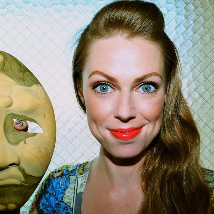 SmallLeslie's profile picture. Stand up comic and sloth whisperer extraordinaire.