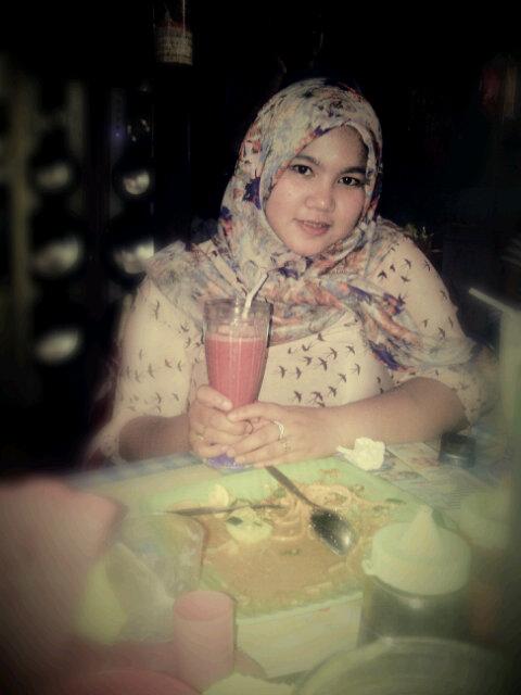 (ˇ▽ˇ)-cˇ_ˇ) Tak Bisa Hidup tanpa ♥Alboy Sitepu♥ ♥(fakultas kedokteran UISU)♥♥♥
(˘⌣˘) ε ˘`) ♥ 31 Mey 1995 • ♥ @Suki_boy !