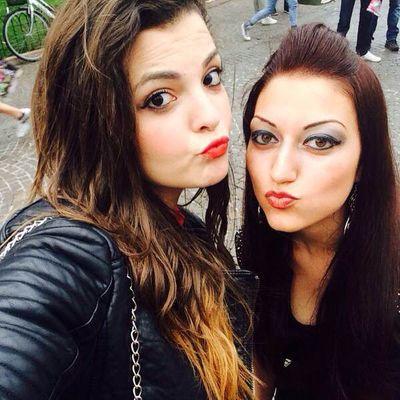 rossRestante16's profile picture. ' credo che ci voglia un Dio e anche un bar '