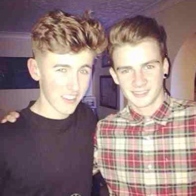 19 yo from shepperton you want some I'll give it ya
dont know what im doing with twitter she made me get it