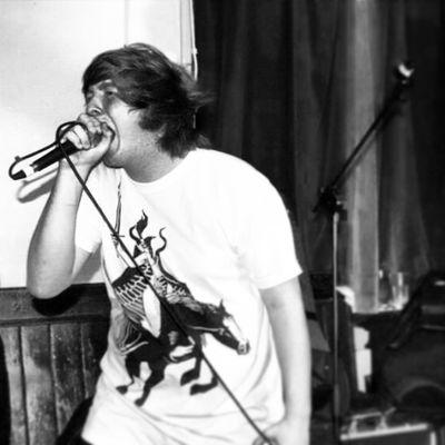 MichaelisARiot's profile picture. I (try to) sing in Dead In Dog Years.