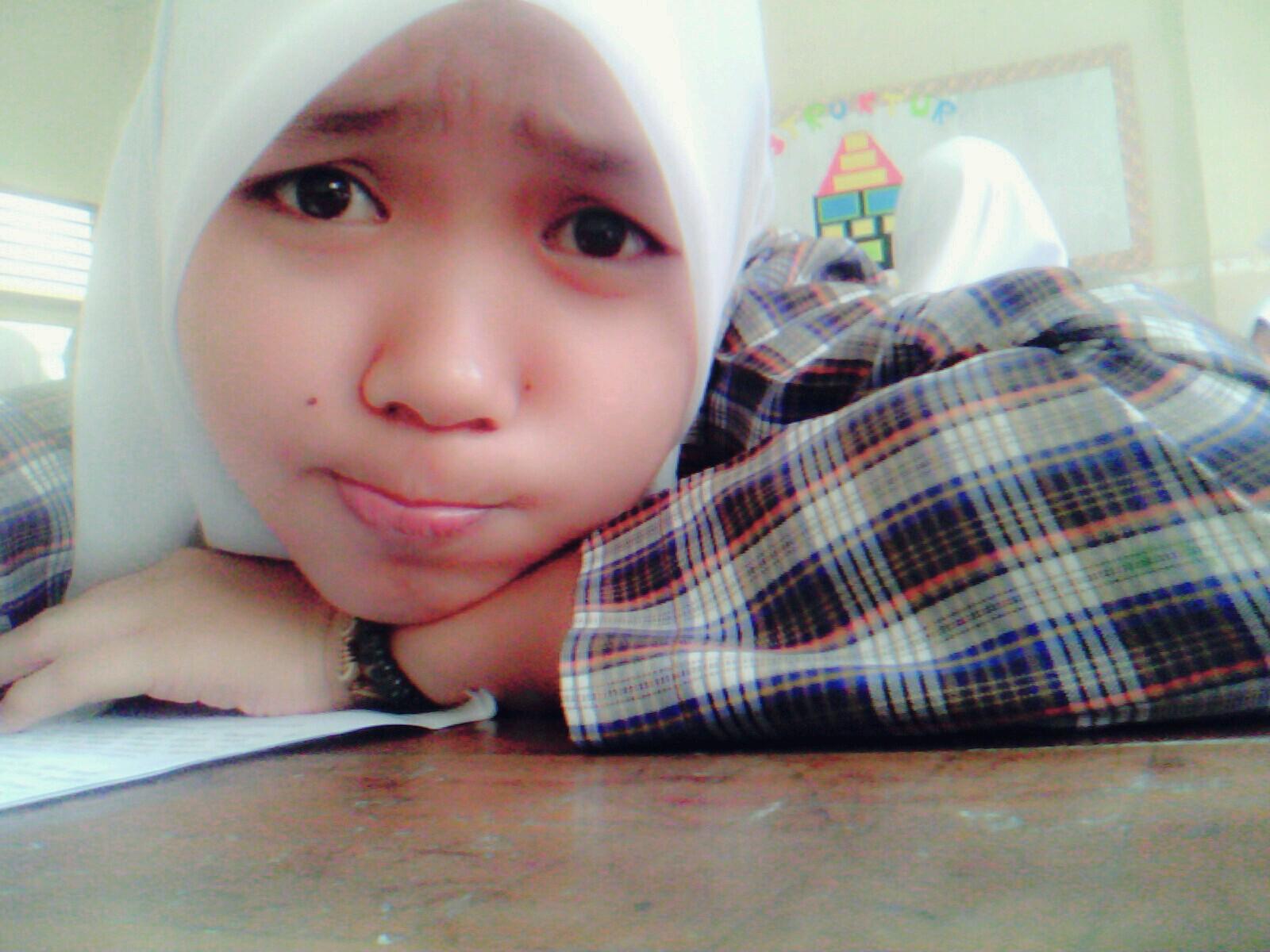 NoviitaWN's profile picture. Noviita Windarningsih | 20November1997 | SMA Negeri 3 Tegal | @SmagaKita | X7-XI IPS 3-XII IPS 1 |