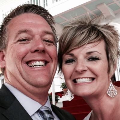Husband and wife wellness advocate team promoting wellness through the use of essential oils. Aromatic. Topical. Internal.