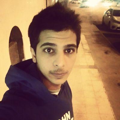 متخرج لاتكلمني .. جايكم يالعاطلين