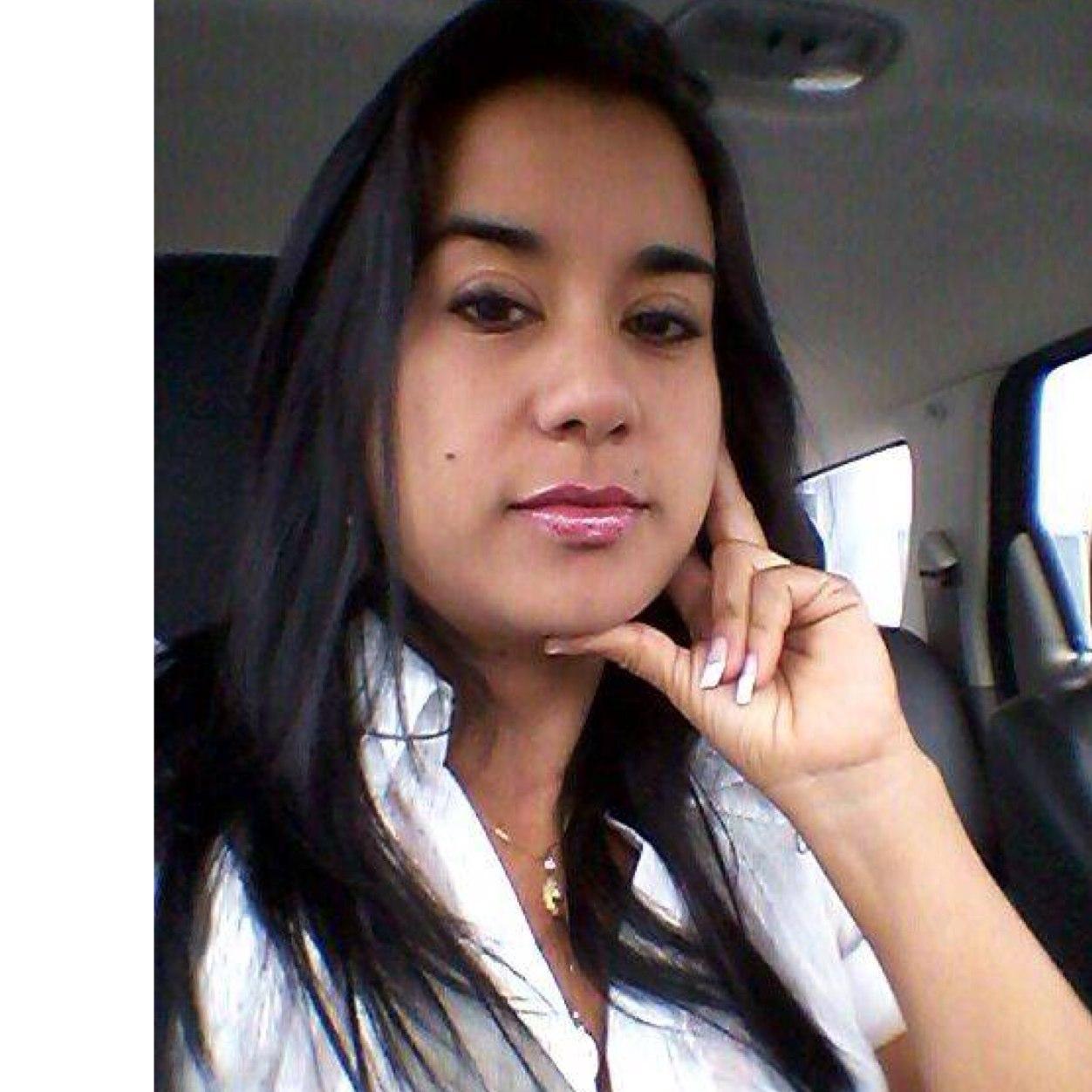 karlagangotena0's profile picture. Psicóloga Clínica, MSc.Salud Mental, MSc.Cuidados paliativos, https://t.co/77vedbenXo de SST. y Psicooncología.Atención multidisciplinaria a personas con cáncer y sus familiares