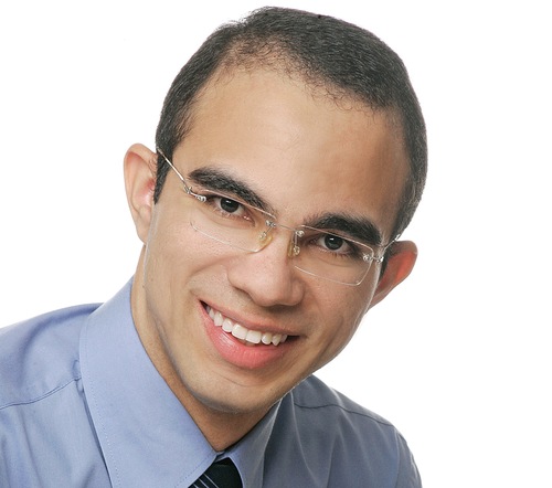 Um amante da Administração e da Engenharia. Bacharel em Administração, Especialista em Logística Empresarial. Graduando em Engenharia Civil.