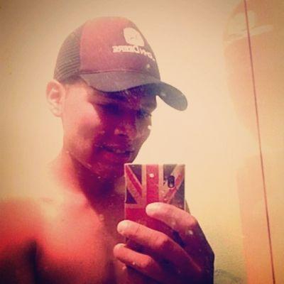 feliz , 17 , brazil..