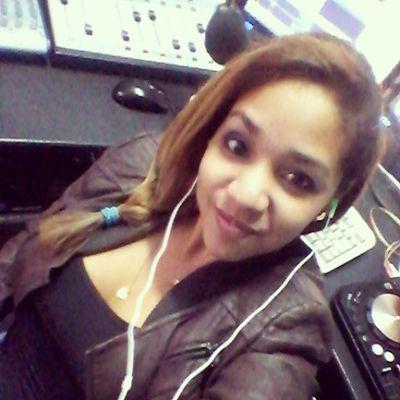 sonreirle ala vida es ganar aunq stes perdiendo!!