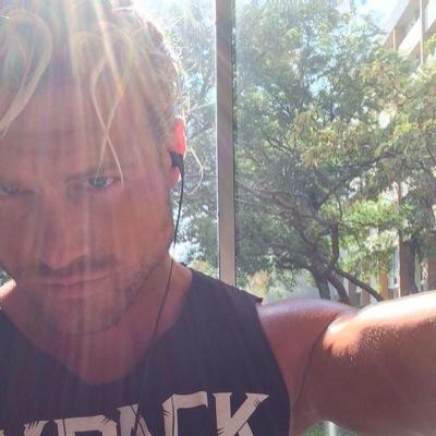 hello im wwe superstar dolph ziggler im a intercontinental championship. work in the wwe i love fighting #single
