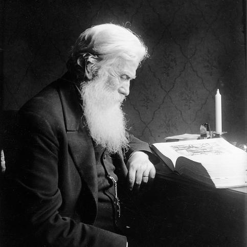 hyperexternal's profile picture. Philosophy, ontology, futurism, the human condition, random whatevers, words followed by more words words words.