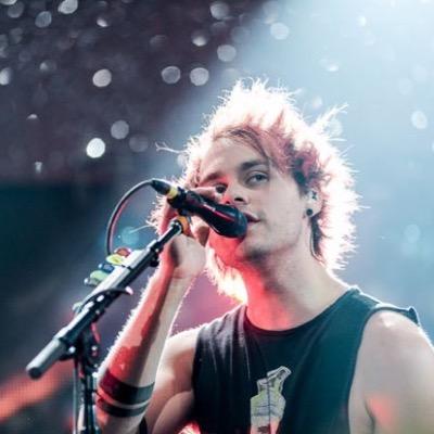 free smile follow @dukeofmuke