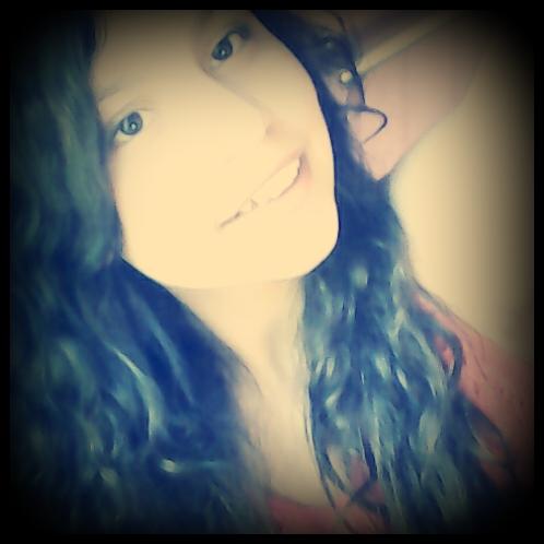 ♡ Dance♡  ♡Belieber♡  ♡Chile♡  Follow me and I Follow back 
 I miss you -Your problem ☀Summer babe☀