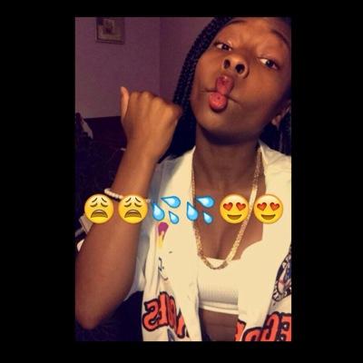 ♏ Varsity Cheerleader ; Just Living Life - c/o 2017 _ snapchat : kiaabaee123..