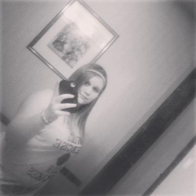 i am dating that cutei JMD i love him such 5sos fam they r the best @chewy_skywalker is bae