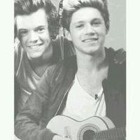 ✧° you got a free follow , follow main acc @5secofnjh she follows back °✧