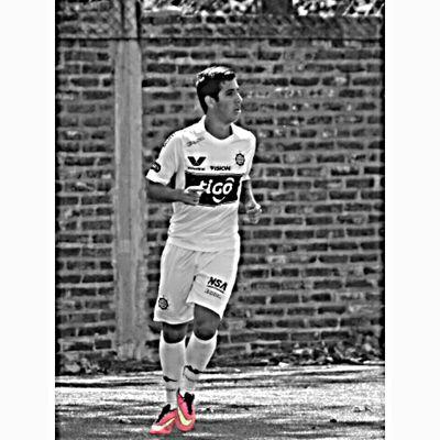 Amoo el futbol ♥ , Jugador de Olimpia :') Franqueñoo :$ Instagram:Jorgecolman97 :)