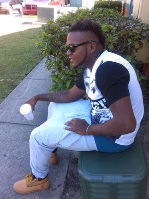 TURNTUP7000's profile picture. Don't get it twisted my tweets are public, but my life is private because 
Don't stress em... next em. And pretend you never met em. #Business: