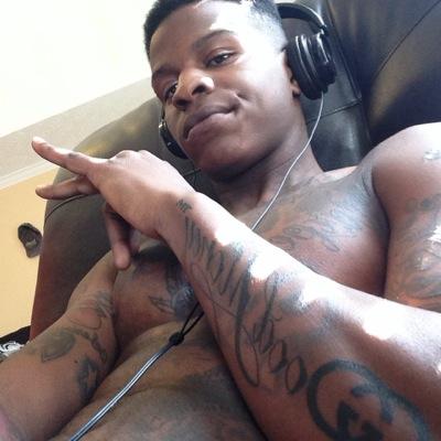 #GoodmoneyGang™ #SongWriter #GGoodmoneyATL #44 #R.i.p Dro #Comedian #GGoodmoneyTelevision
creator of #Beeeeetch™